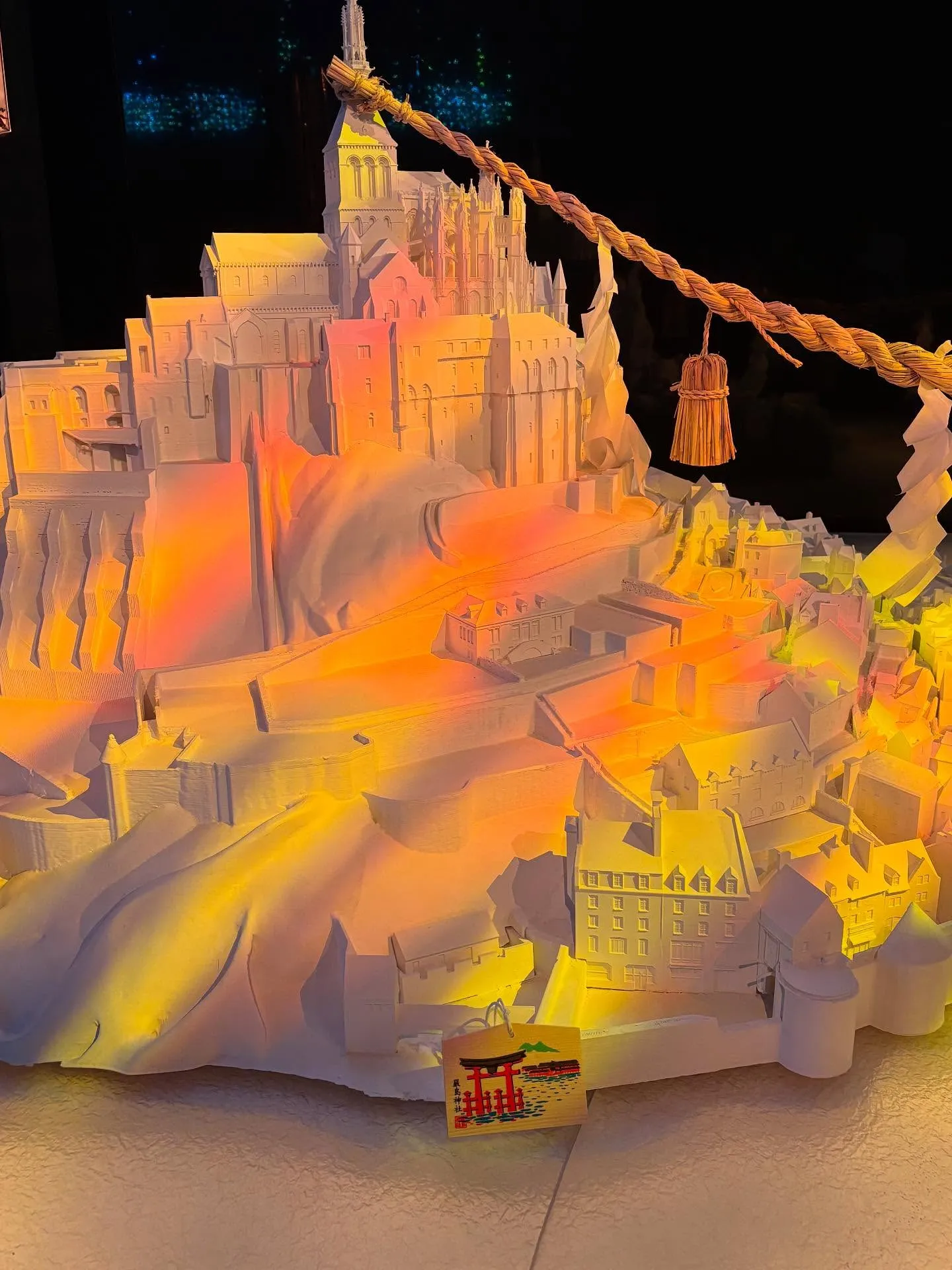 モンサンミッシェルと宮島・厳島神社