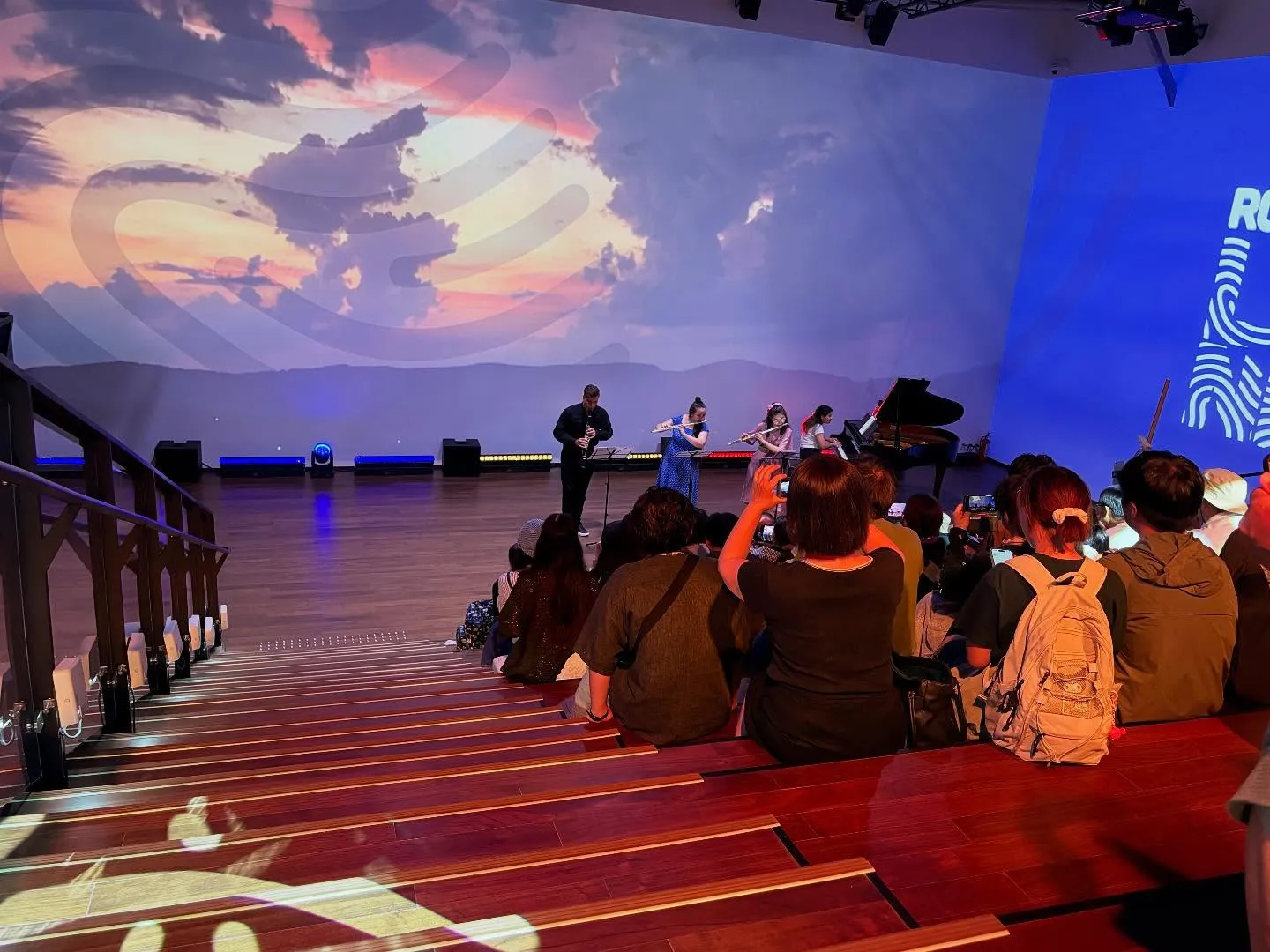 高齢者の夏場万博訪問の仕方